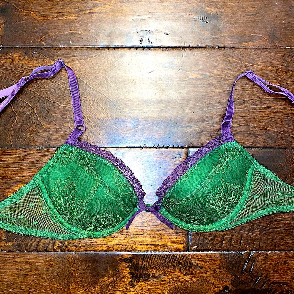 Huit Lingerie Padded Lace Underwire Demi Bra 32A